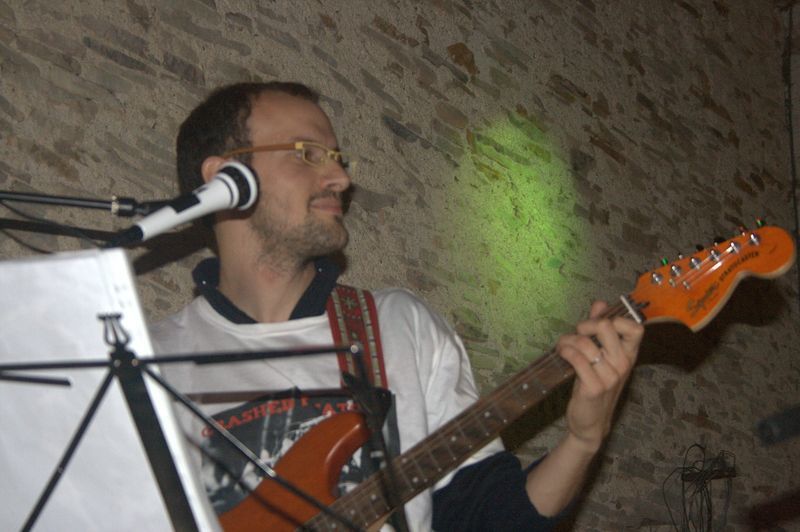 Premier concert, chez Sandra et Julien, lors de leur crémaillère à Champtocé-sur-Loire.