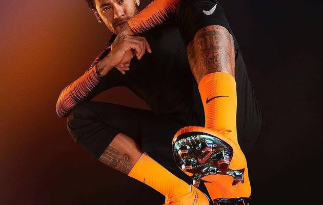 Neymar : Ma nouvelle mercurial 360👍⚽!!!