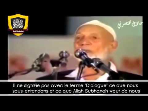 Ahmed Deedat terrifie le Pape et fait trembler le Vatican Émouvant