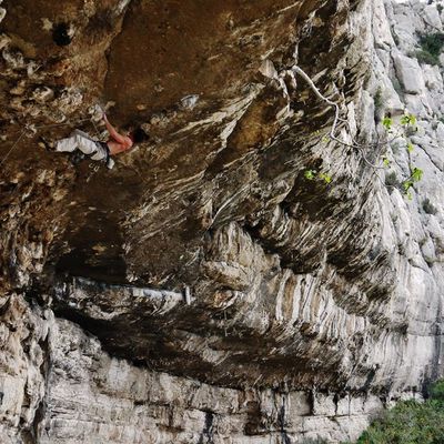 L’Ours, une grotte appréciée des grimpeurs marseillais  