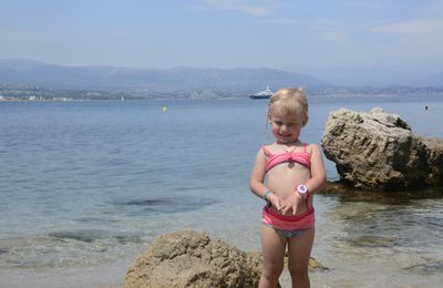 Côte d'Azur 2017 - J 17: Piscine, plage à Antibes, Polygone Riviera
