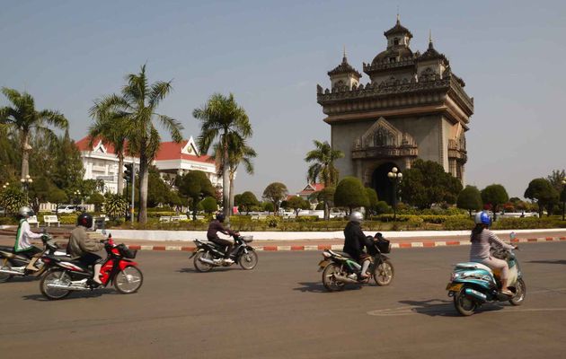 5 au 7 Février 2015 – Vientiane, Voyage vélo au Laos : Famille, Repos et Tourisme