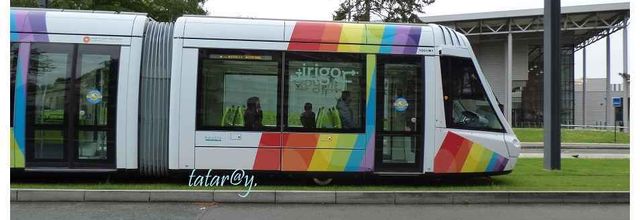 Le tramway à ANGERS.