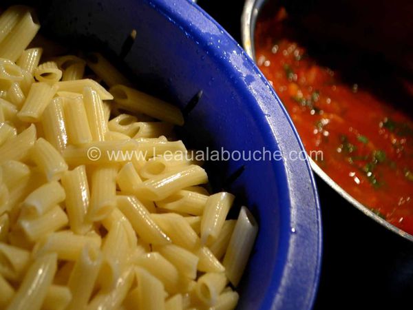 Penne Rigate aux Crevettes à l'Arrabiata