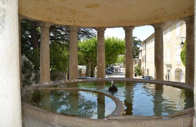 Le Lavoir Du Mail à Grignan (Drôme 26230)