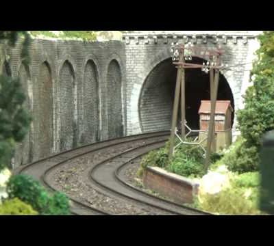 Train miniature HO Chalindrais ligne 2 (2ème réseau d'André Gay) vidéo 80