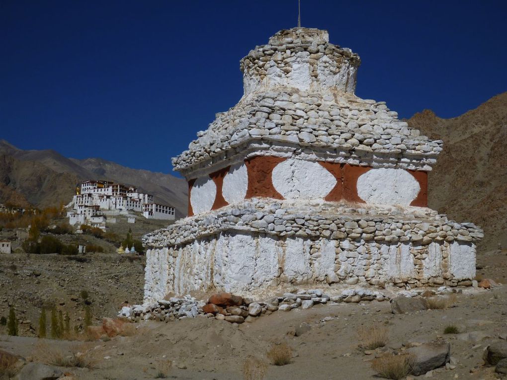 Chorten (stupas)