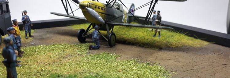 tarmac avec Avia BK.534 marque Eduard et opel blitz Roden le tout au 1/72