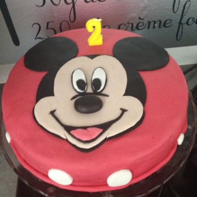 Gâteau d'anniversaire Mickey