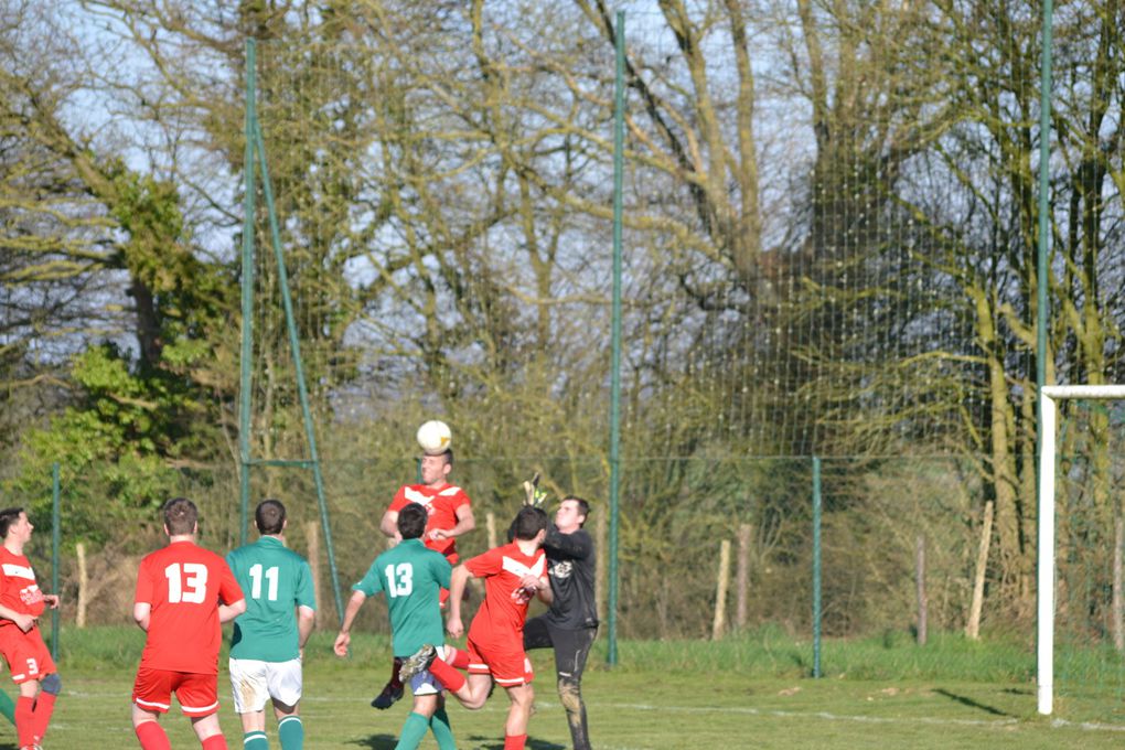 Quelques photos du matchs contre le FC Chateau-gontier (08-03-2015) Merci à Pépé pour les photos!