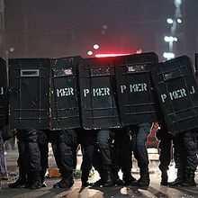 España aumenta el presupuesto de la Policía para combatir las protestas