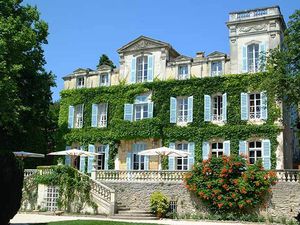 Château de Varenne - Symboles de France