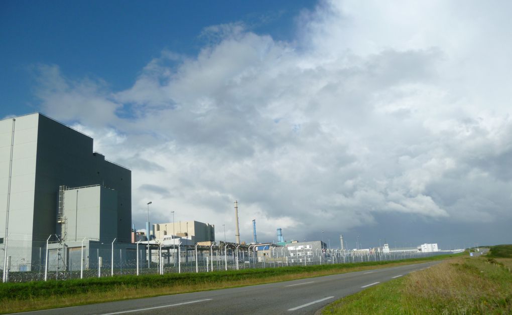 photos de l'usine de retraitement des déchets radioactifs de la Hague