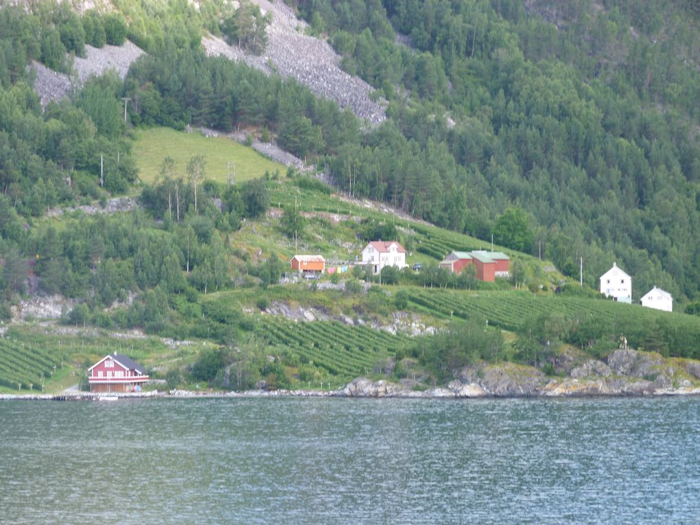 Kreuzfahrt Südnorwegen Teil 3 - Flam und die Flambahn