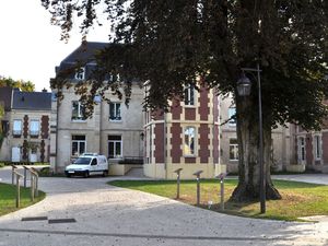 Un bel espace pour les photos des candidats sélectionnés.