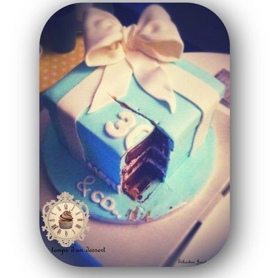 Gâteau tiffany&co en pâte à sucre