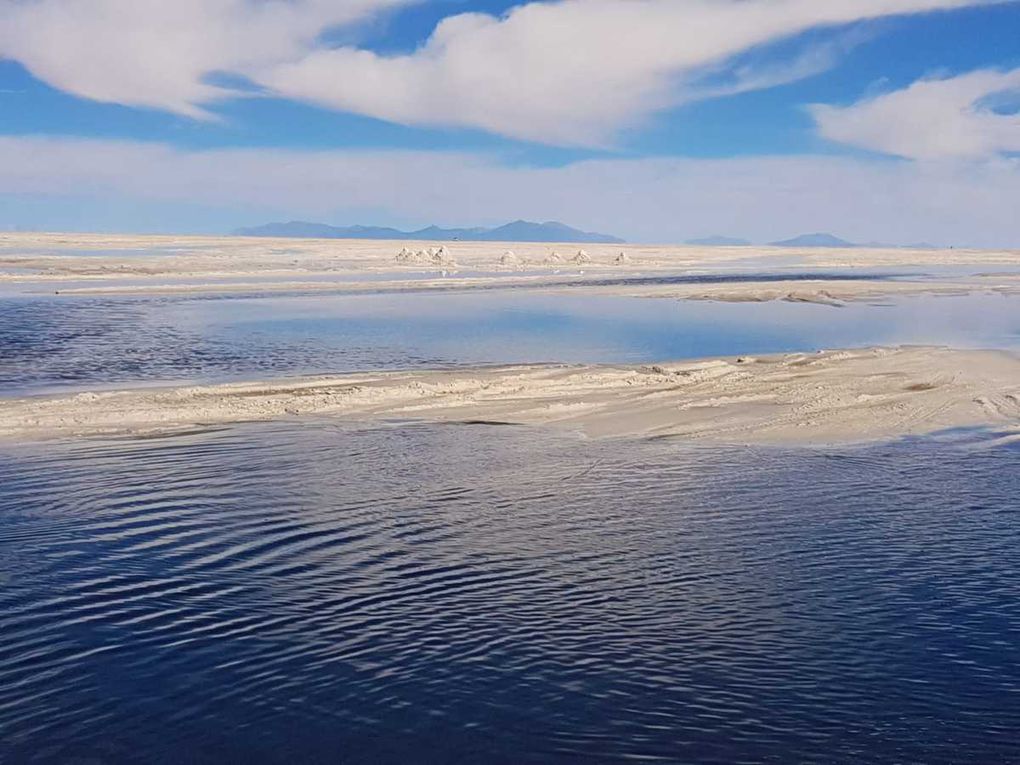 Profitons -tant qu'il en est temps encore-de nos trésors...Quand l'eau et le ciel se confondent...