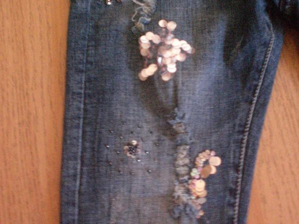 SKUTARI Damen - Skinny Jeanshose Pailletten Strass im Test...