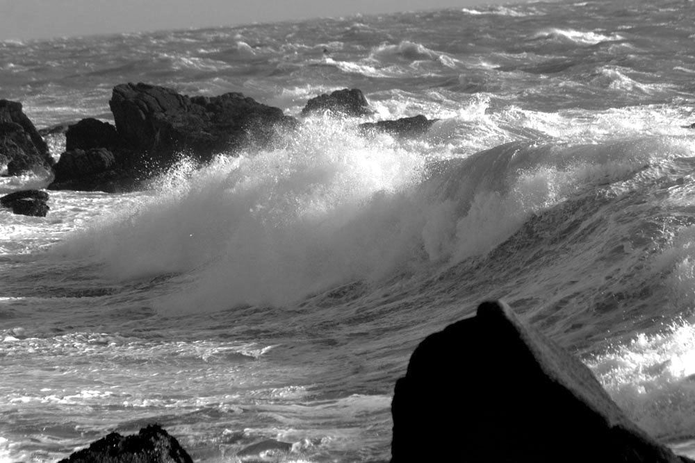 Tempête Atlantique en noir et blanc