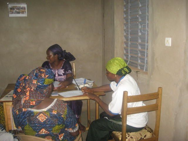 Activités du programme de microcrédits de développement des AGR de la Fondation Wurodini Service (FWS) à Bobo-Dioulasso.