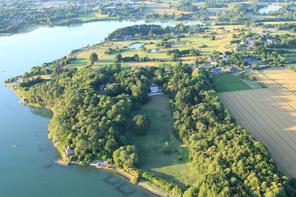 les îles du golfe du morbihan vue du ciel sept îles ,toulvern , gavrinis, île longue , er lannic