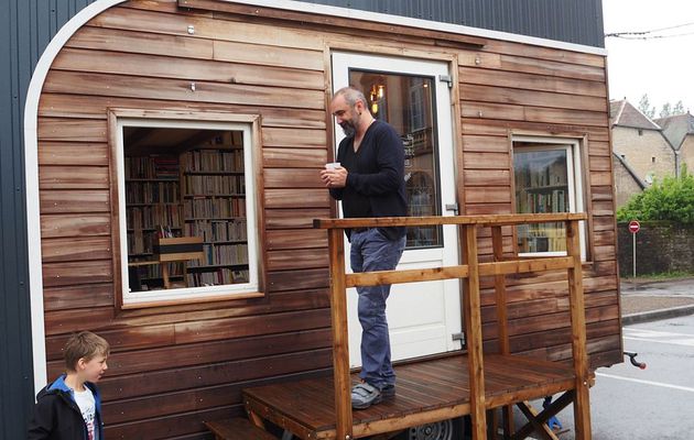 La librairie ambulante fait halte à Villersexel