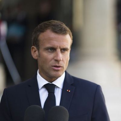 Le Président Emmanuel Macron se rendra dans l'Aude lundi prochain auprès des sinistrés des inondations, annonce l'Elysée