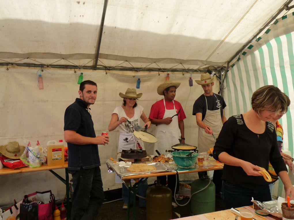 Photos de la fête de l'école 2013 de Chasné sur Illet