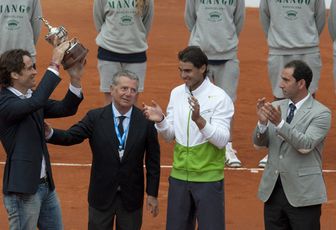 Mundo Deportivo - Godo - Hommage à Carlos Moya