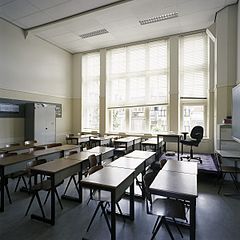 het klaslokaal = l'instant néerlandais du jour (2024_04_15)