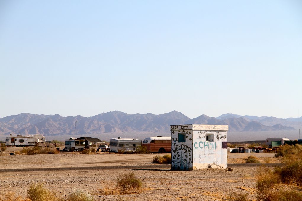 Album - AE. USA - Slab City