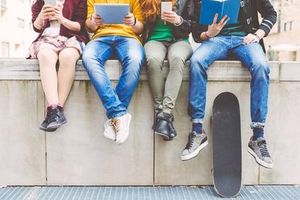 ADOLESCENCE et PRISE de RISQUE : Ce n’est pas un...