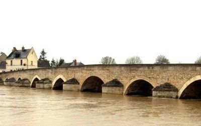 MAISON SUR LE PONT DE MONTRICHARD