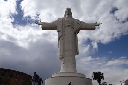 Cristo de la Concordia et shopping