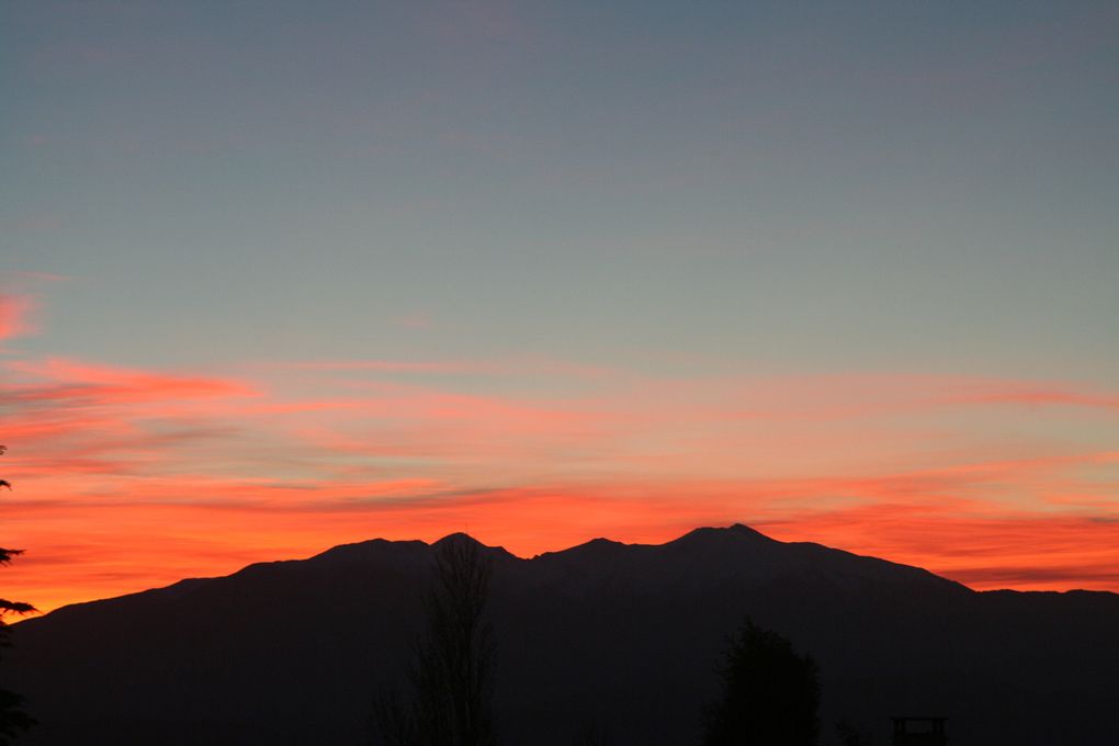 Le Canigou vu de ma fenêtre en automne. ©Bernard Revel