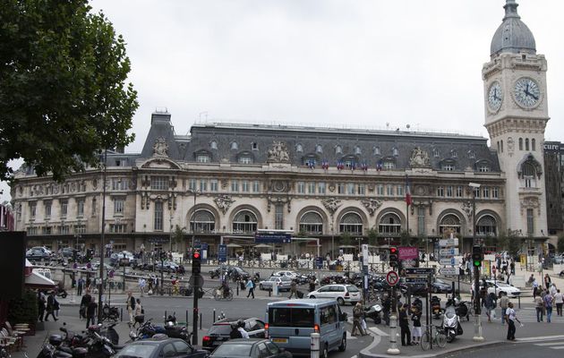 Paris : ce que l'on sait de l'attaque au couteau et au marteau à la gare de Lyon (dit la presse qui ne dit rien de ce qu’elle ne veut pas savoir).