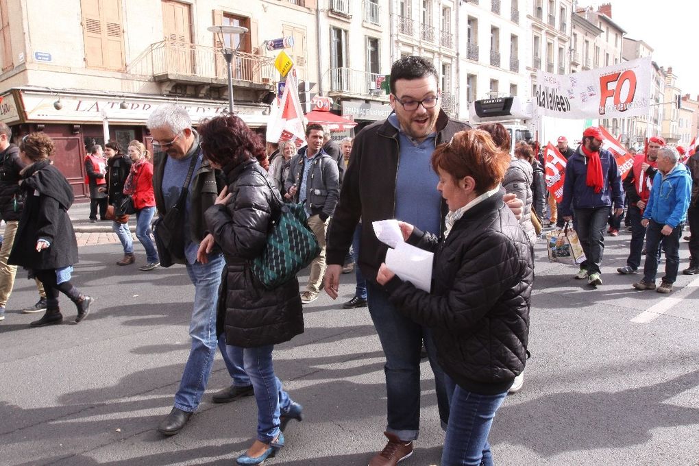 31 mars: 5000 manifestants au Puy, 1million 200 000 dans le pays, une grève très suivie