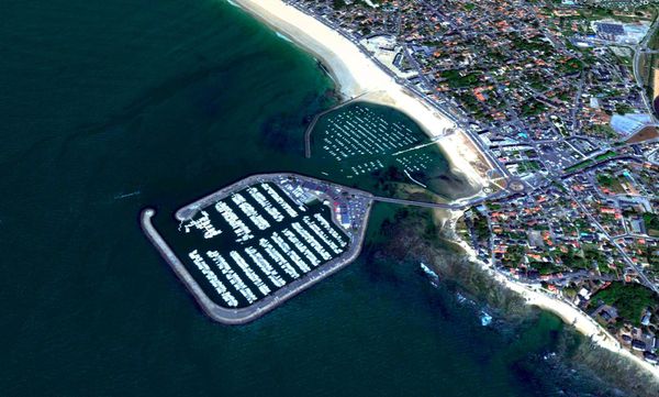 Pornichet, un port écologiquement suspect : 150.000 m3 de boues de dragage à 750 m du rivage