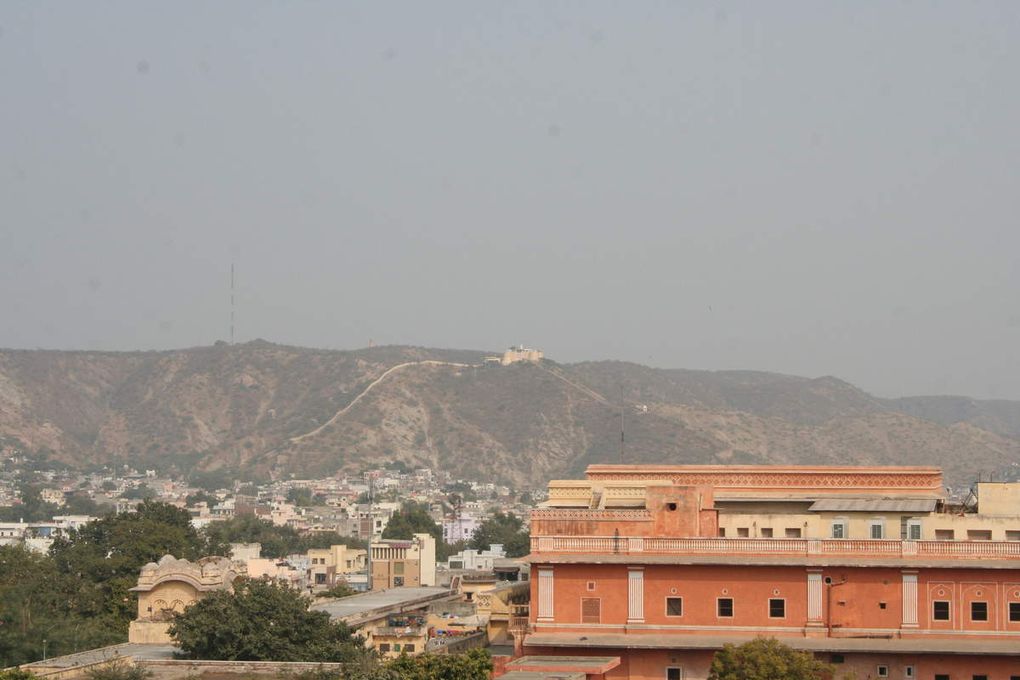 vue sur le fort d'Amber depuis le palais des vents