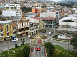 Au Sud du Nord du Sud: Loja. 28/29 mai 2015