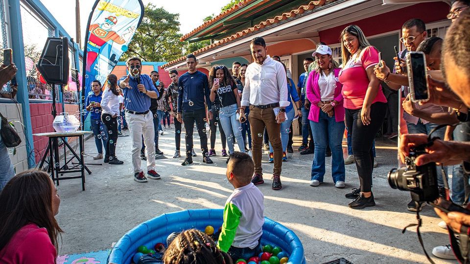 Lacava y Castañeda inauguraron primera sede del proyecto “Corazones Felices” en Guacara 