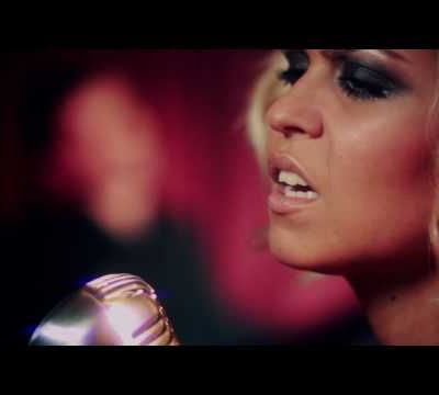 Aurea, jeune chanteuse soul portugaise, récompensée par MTV