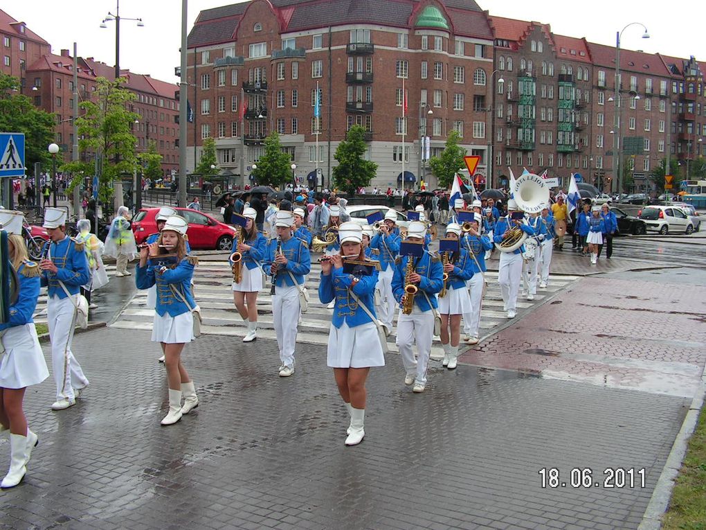 Bilder vom Festzug am Eröffnungstag der Weltspiele 2011 in Göteborg.

Fotos: Team Österreich