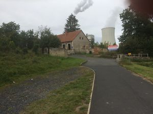 La rive gauche et la rive droite, au même endroit.