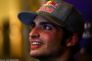 Toro Rosso conserve Carlos Sainz pour 2017