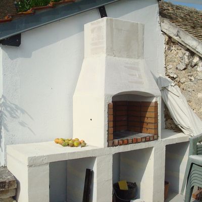 construction d'un barbecue sur mesure