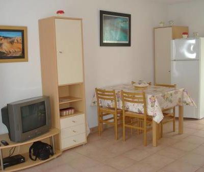 Location villa 5/6p-2 Chambres-GRUISSAN-EN SEPTEMBRE