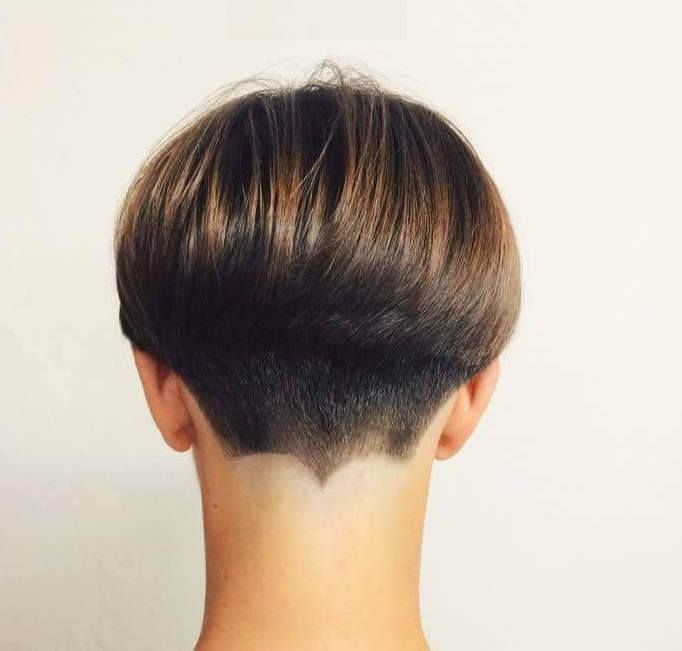 49 Tendance Automne Hiver 2018 2019 Le Blog De Montdor Coiffure Voici 30 looks inspirants qui vous donneront envie de passer le cap. 49 tendance automne hiver 2018