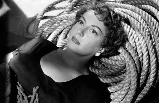 vamp cinéma français Viviane Romance