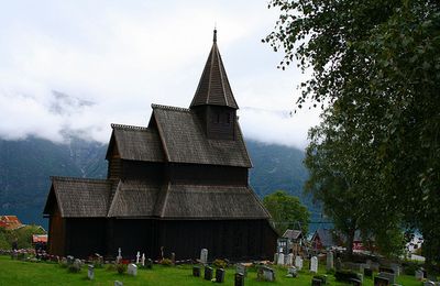 Eglise en bois debout